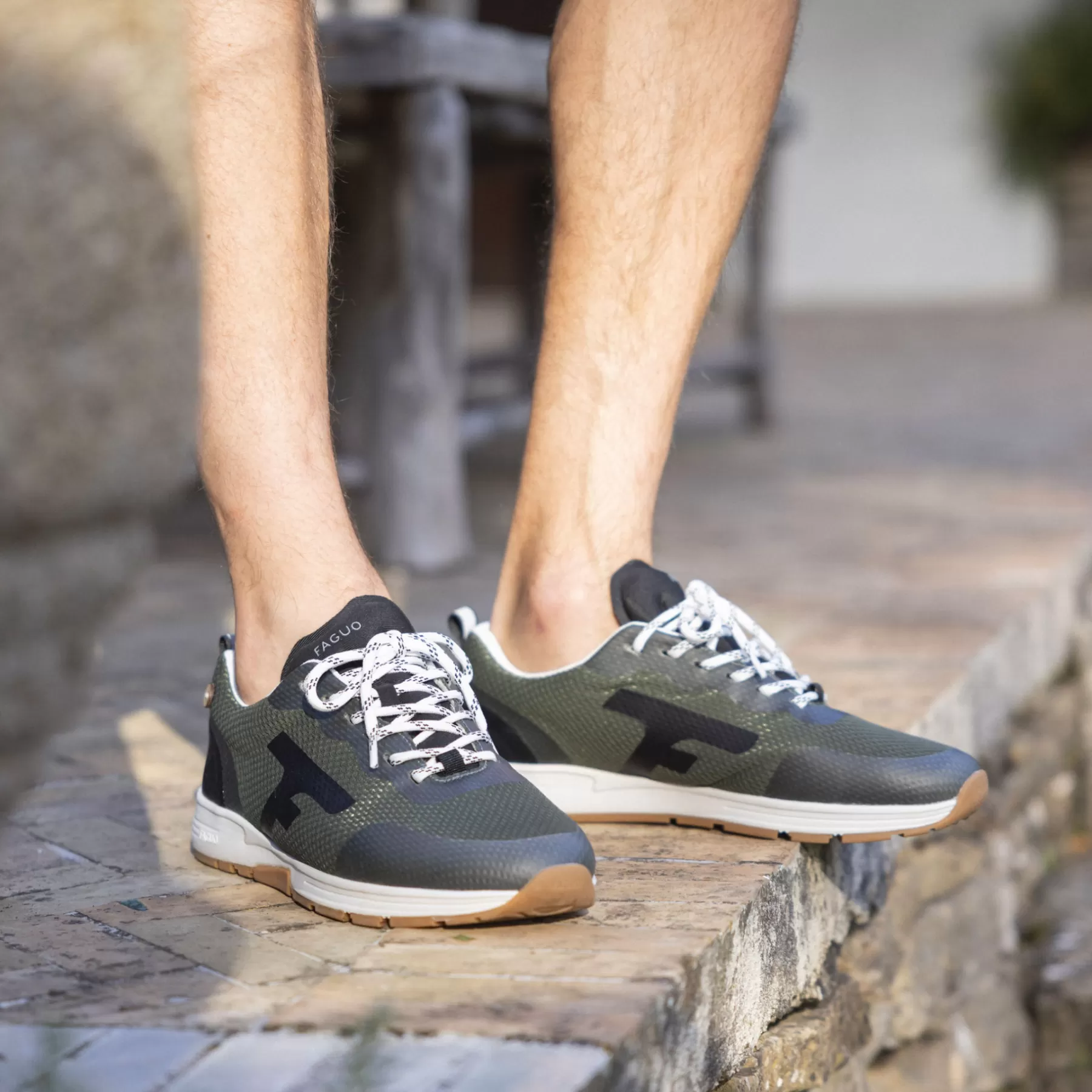 Outlet Kaki And Black Running Vegan Man - Shoes