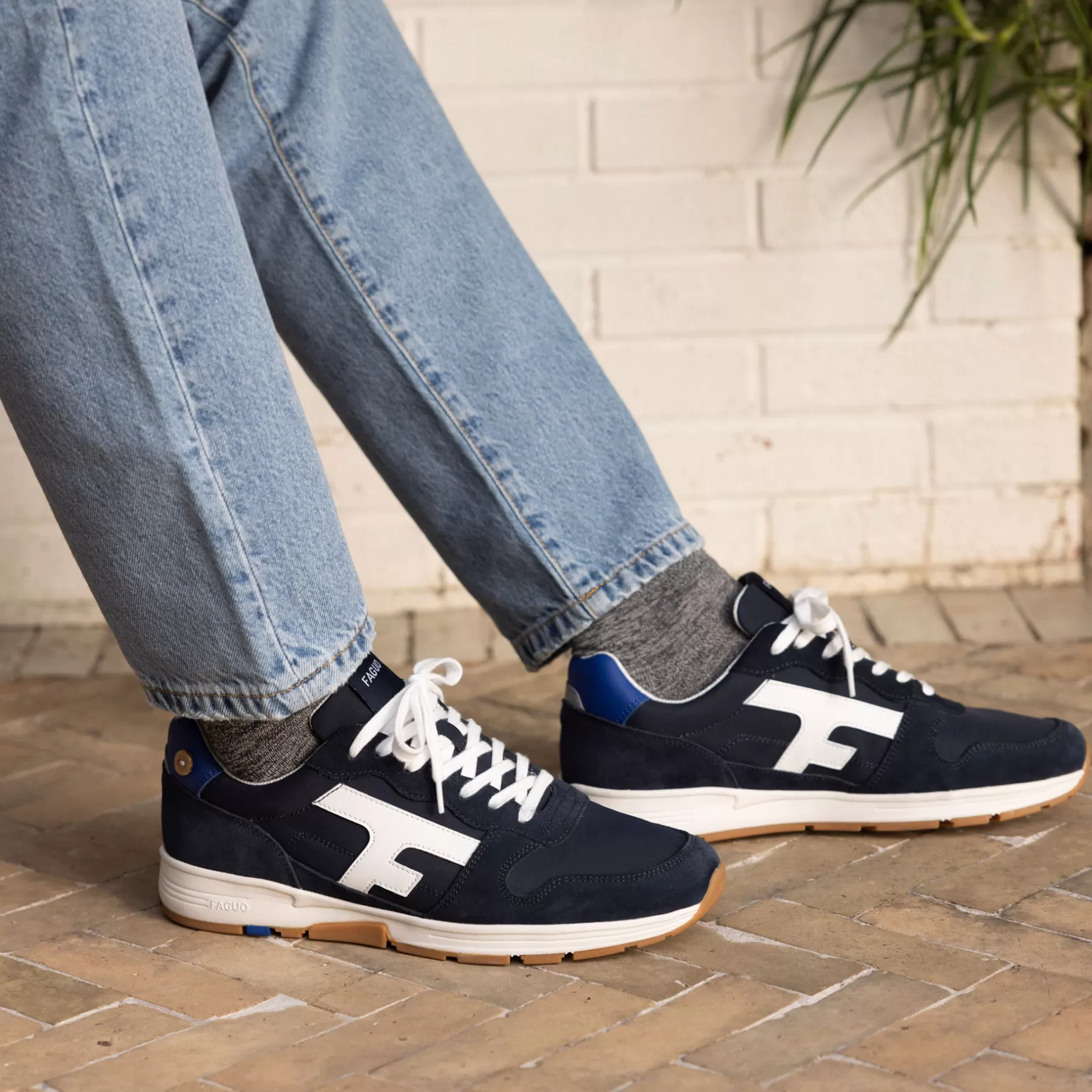 Cheap Navy And Blue And White Running Man - Shoes