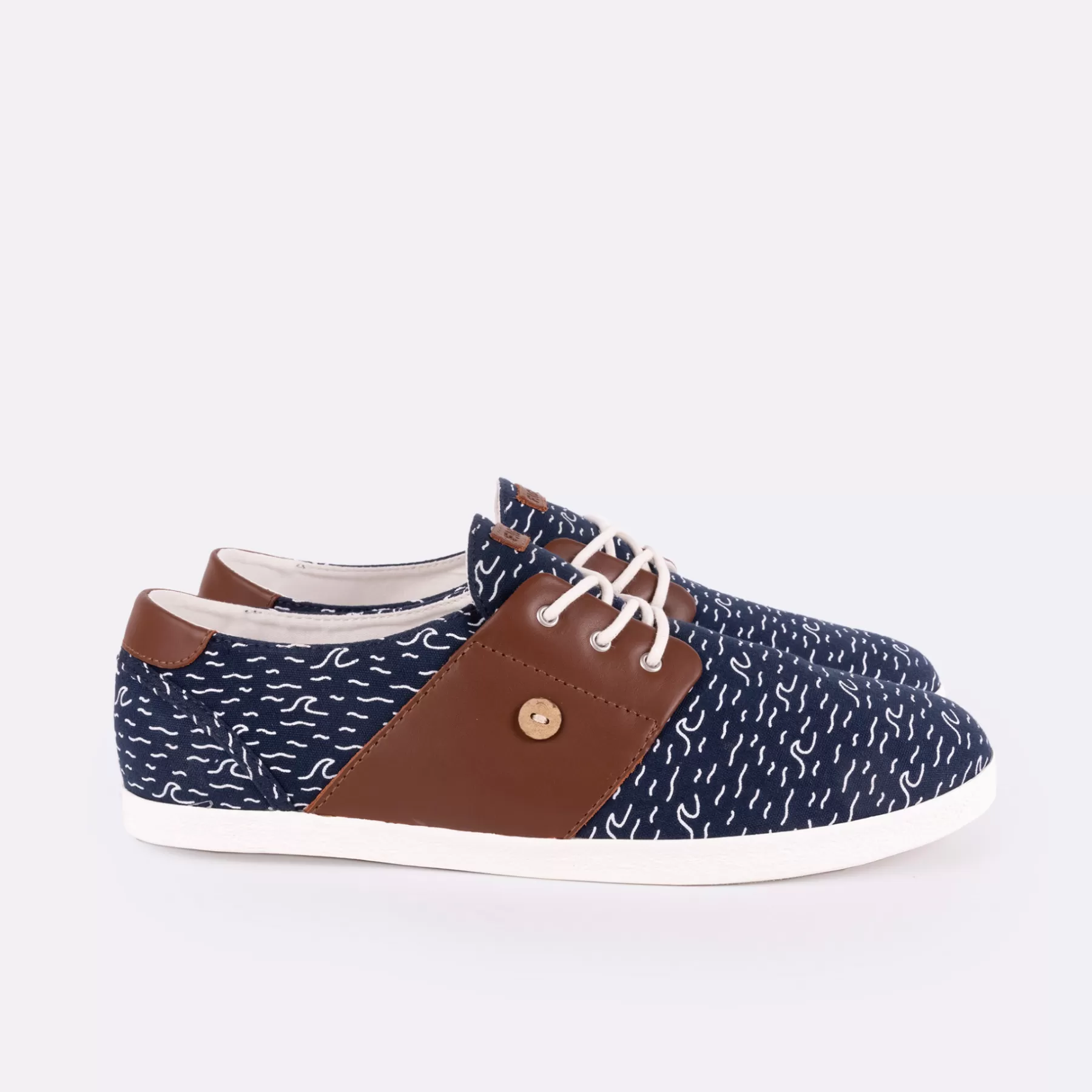 Hot Navy And Tawny Tennis Man - Shoes